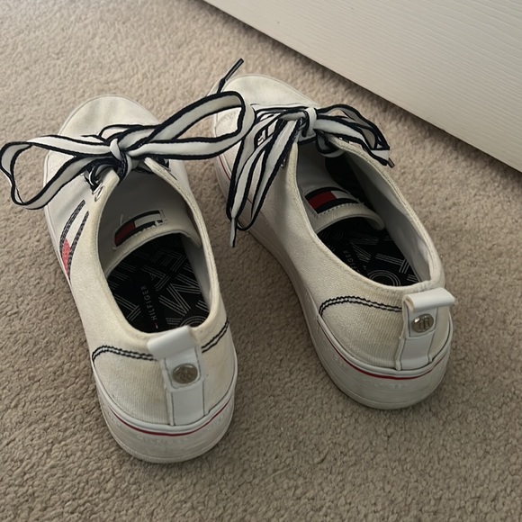 Tommy Hilfiger platform sneakers - Picture 2 of 3